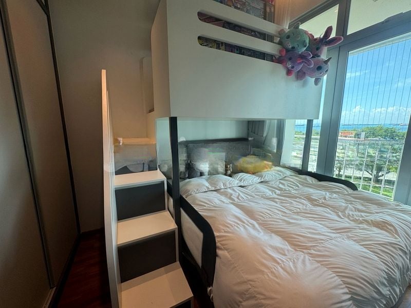 11 AMBER ROAD 7