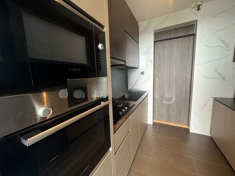 11 AMBER ROAD 4