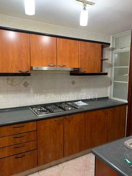 PINETREE CONDOMINIUM 5