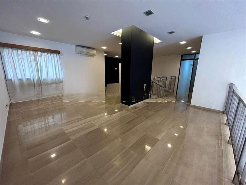 HORIZON TOWERS 9