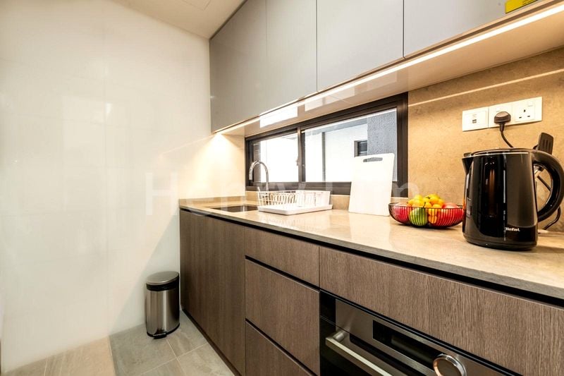 AVENUE SOUTH RESIDENCE 6