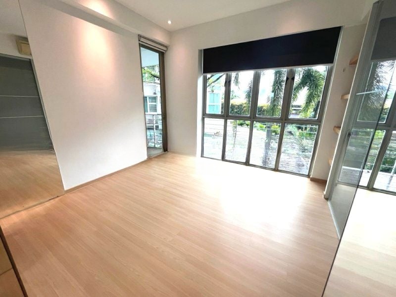 EMILY RESIDENCE 8