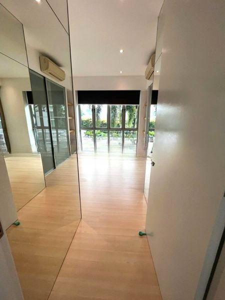 EMILY RESIDENCE 7