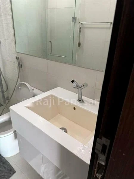 THE ROCHESTER RESIDENCES 9