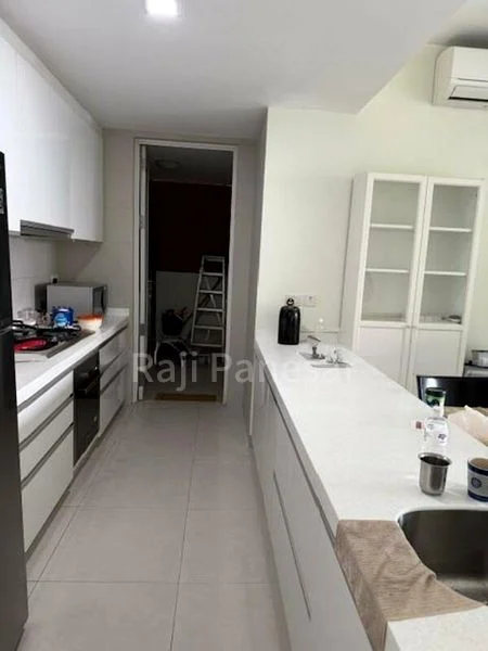 THE ROCHESTER RESIDENCES 12