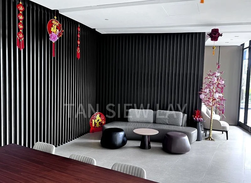 SEASIDE RESIDENCES 14