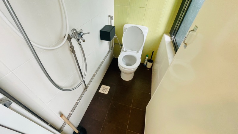 PEOPLE'S PARK COMPLEX 11