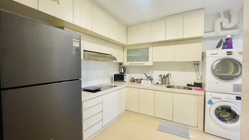 PEOPLE'S PARK COMPLEX 38