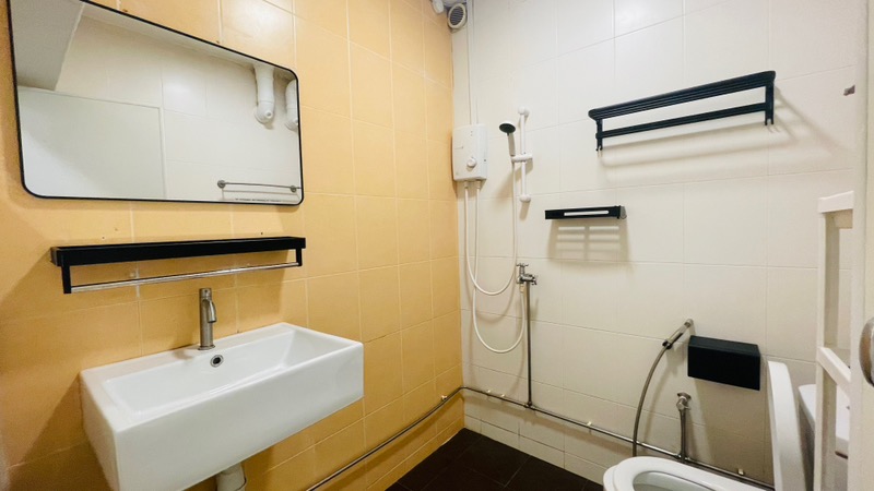 PEOPLE'S PARK COMPLEX 39