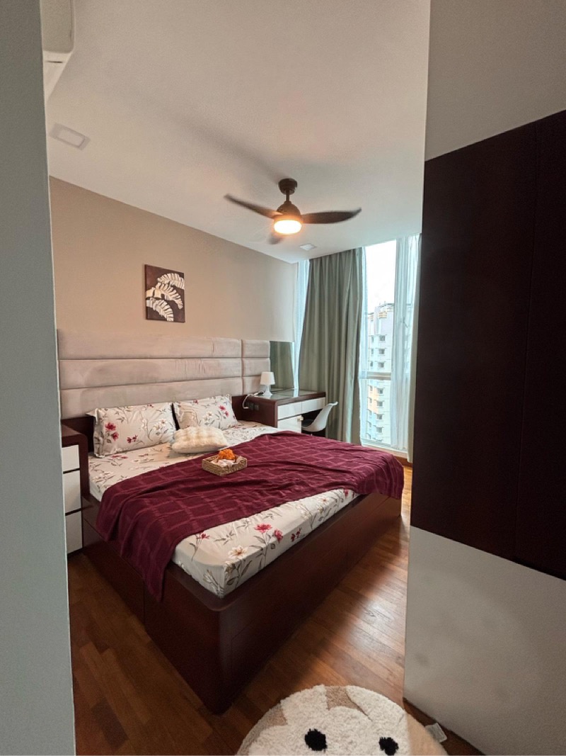 COMPASS HEIGHTS 10