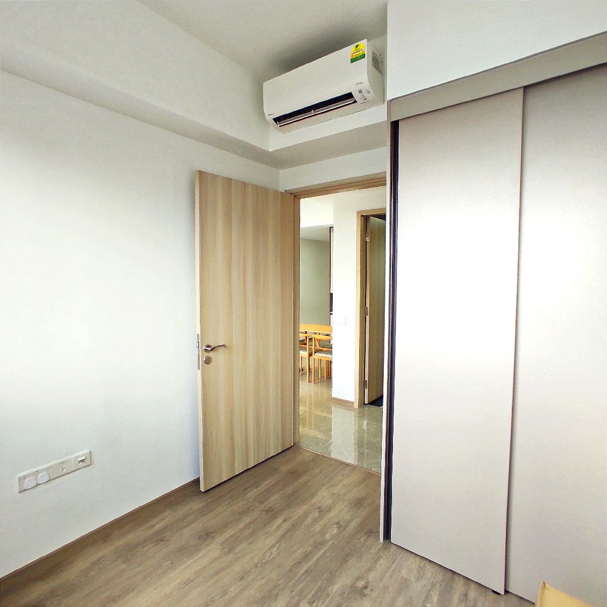 SENGKANG GRAND RESIDENCES 18