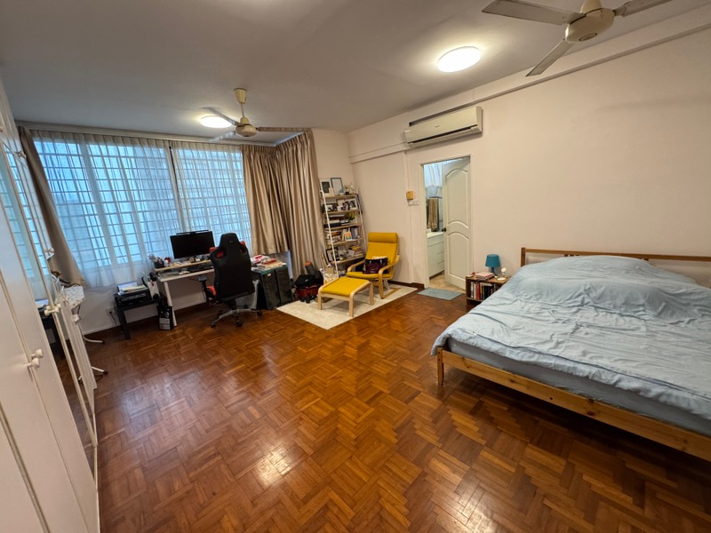 ELIZABETH TOWER 8