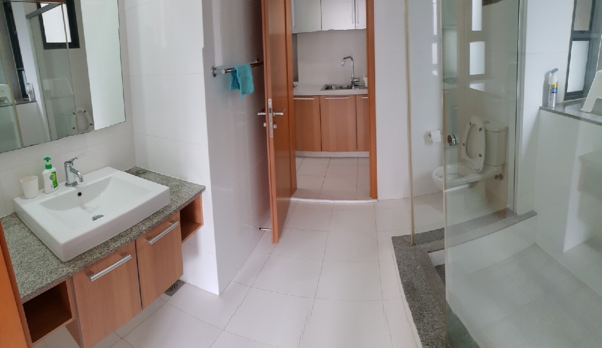 THE PIER AT ROBERTSON 14