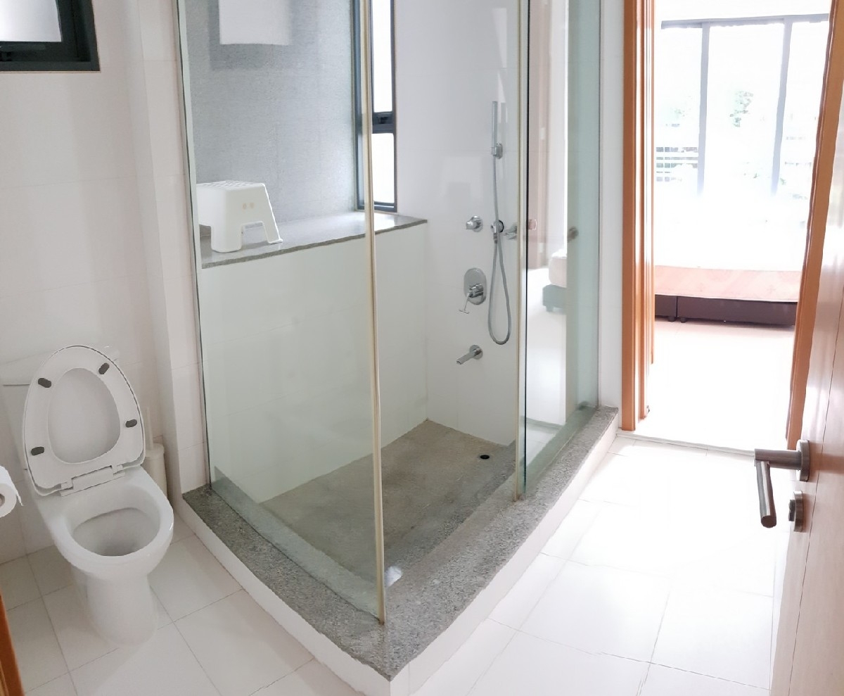 THE PIER AT ROBERTSON 4