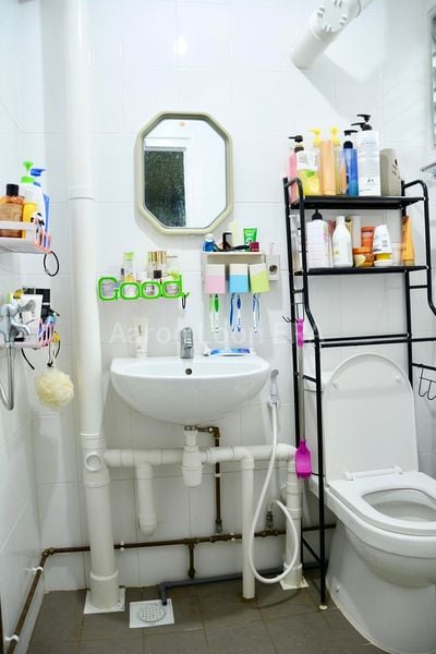 BEDOK RESERVOIR RD 7