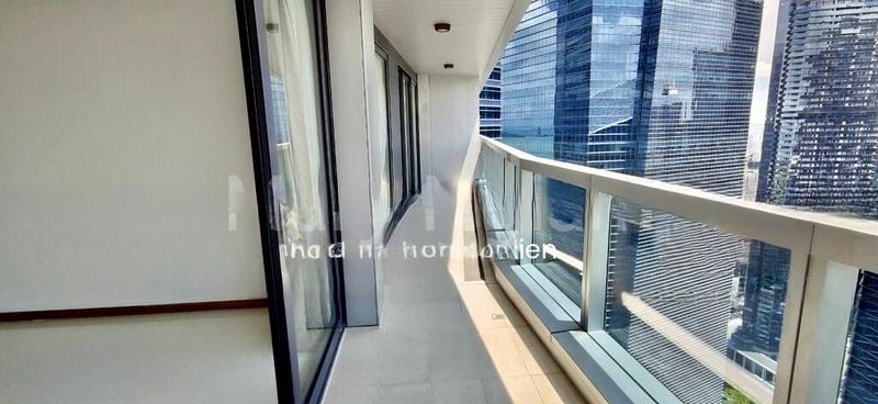 MARINA BAY RESIDENCES 7