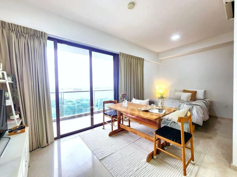 SEASIDE RESIDENCES 4