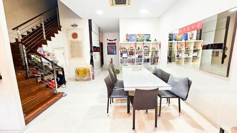 SELETAR HILLS ESTATE 4