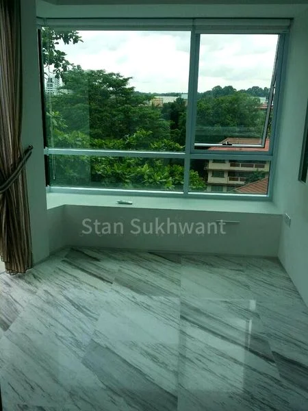 FIFTY-TWO STEVENS 13