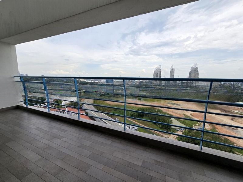 HARBOUR VIEW TOWERS 8