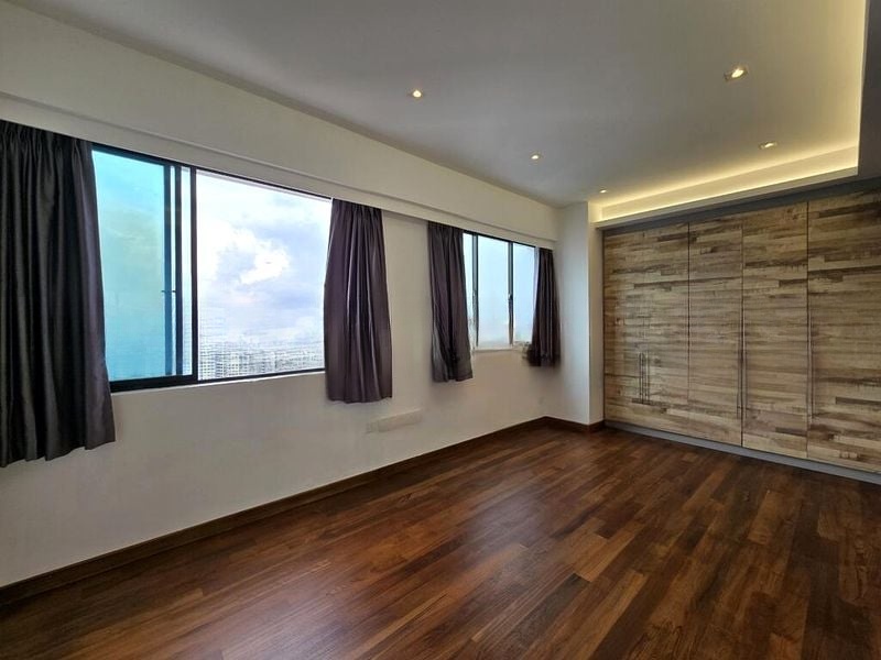 HARBOUR VIEW TOWERS 4