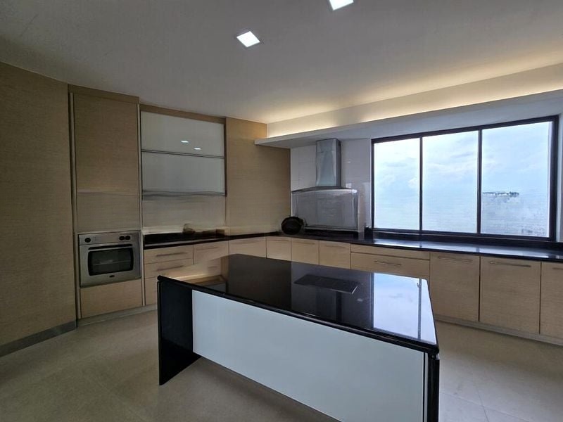 HARBOUR VIEW TOWERS 7