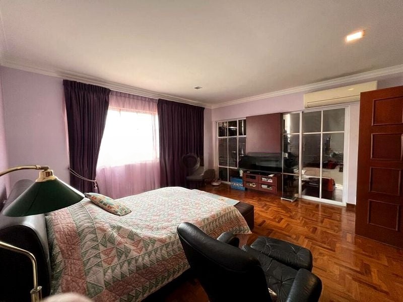 SEA BREEZE TERRACE 6