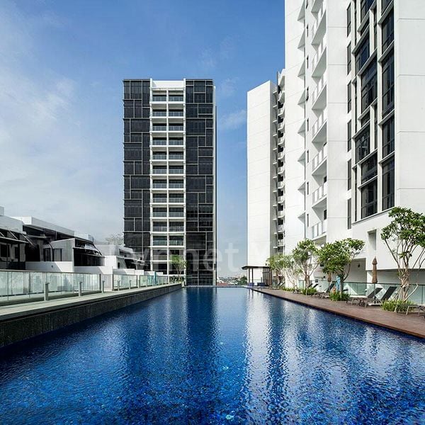 WATERBANK AT DAKOTA 5