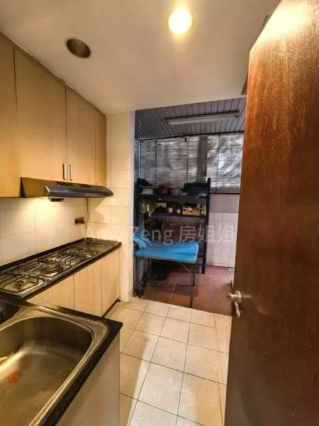 COUNTRY PARK CONDOMINIUM 4