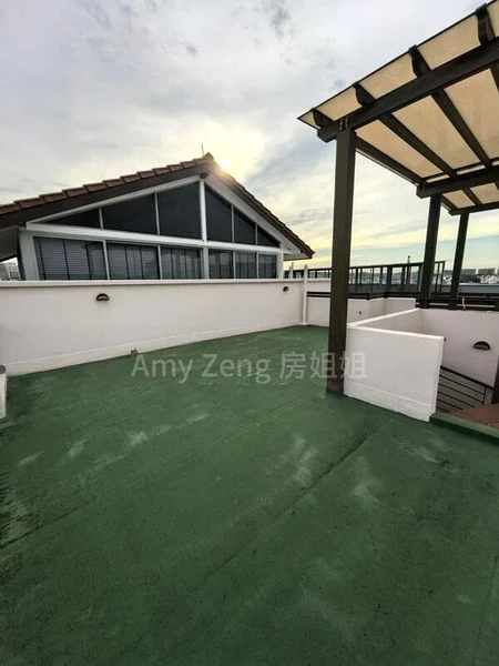 COUNTRY PARK CONDOMINIUM 13