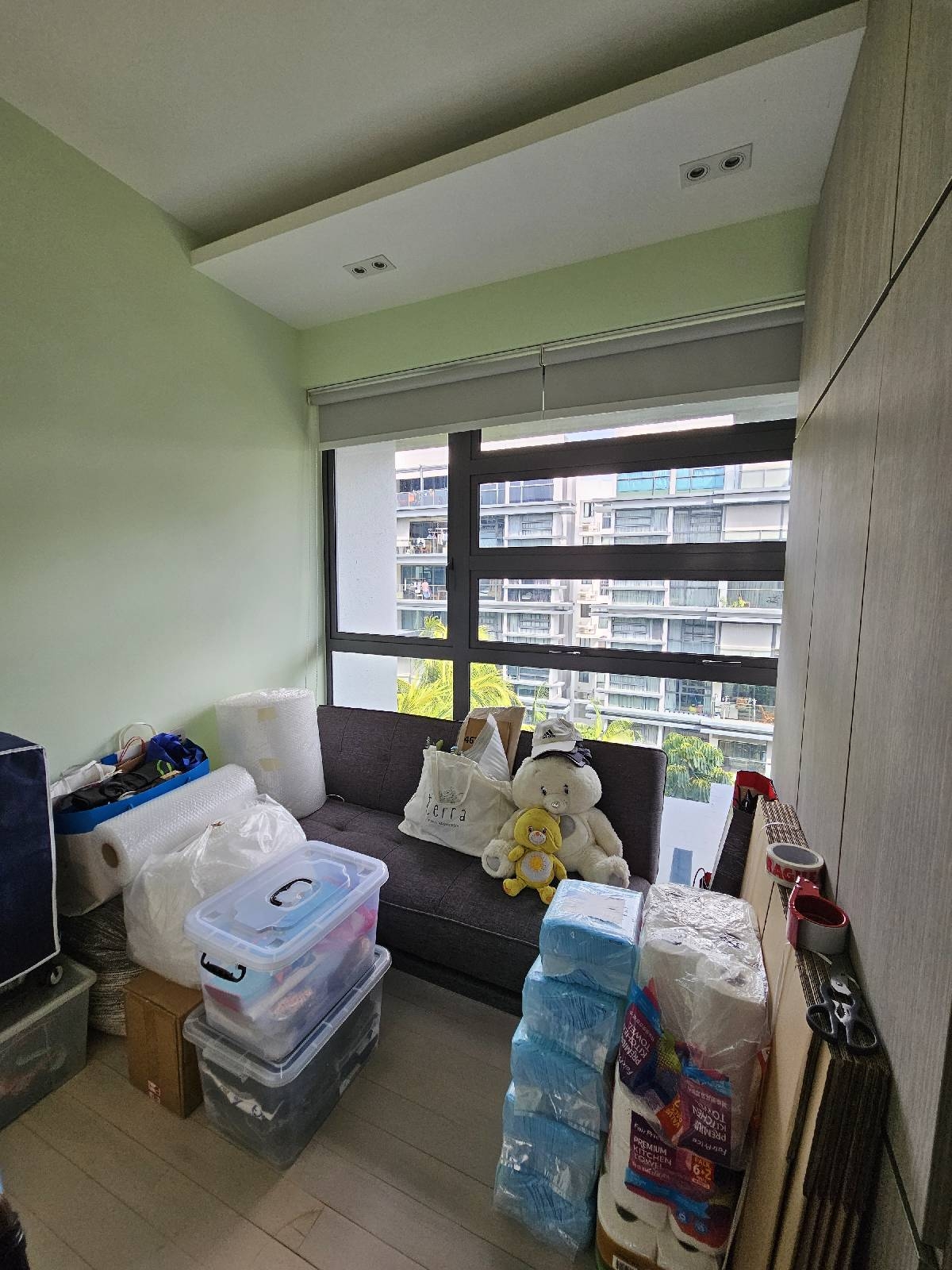 HEDGES PARK CONDOMINIUM 2