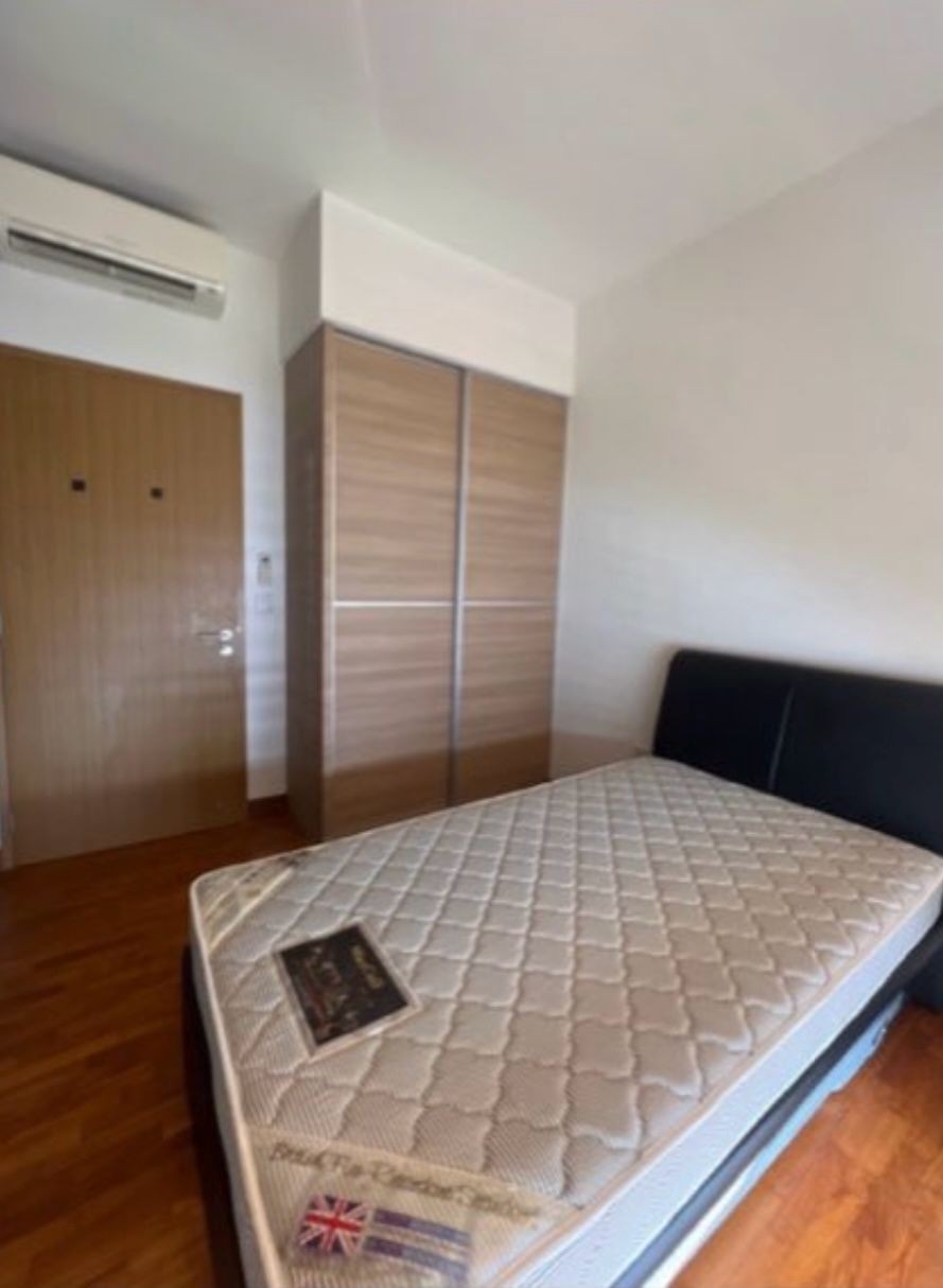 HEDGES PARK CONDOMINIUM 17