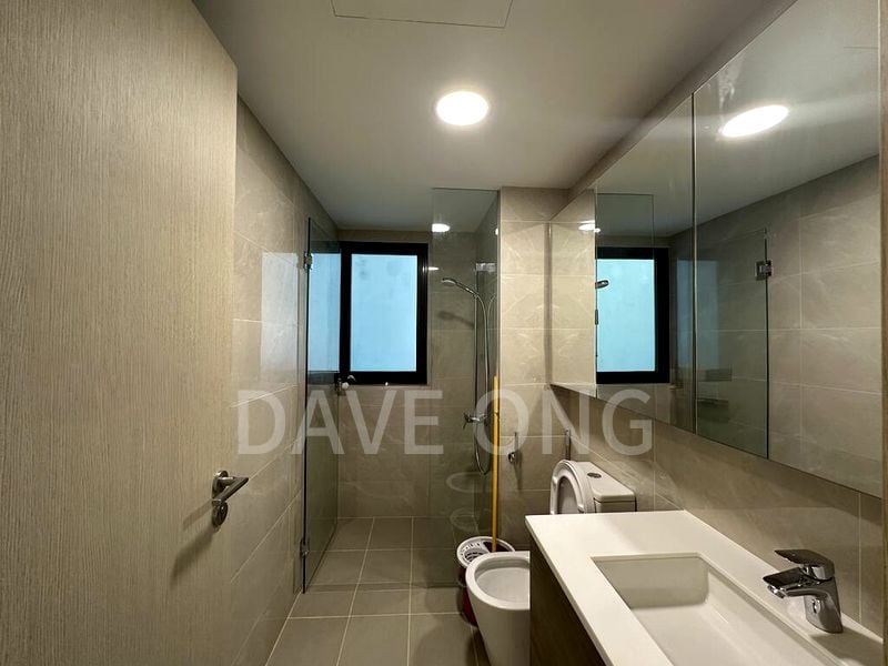 TREASURE AT TAMPINES 4