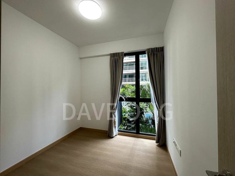 TREASURE AT TAMPINES 5