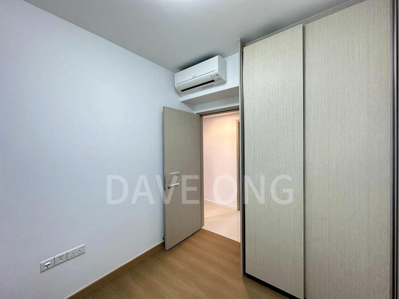 TREASURE AT TAMPINES 6