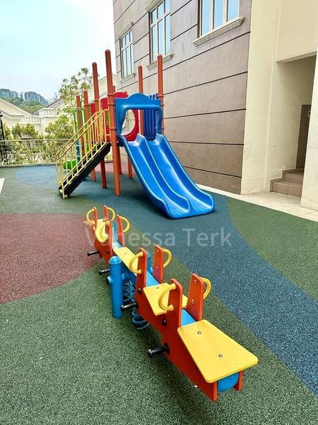 LE HILL CONDOMINIUM 3