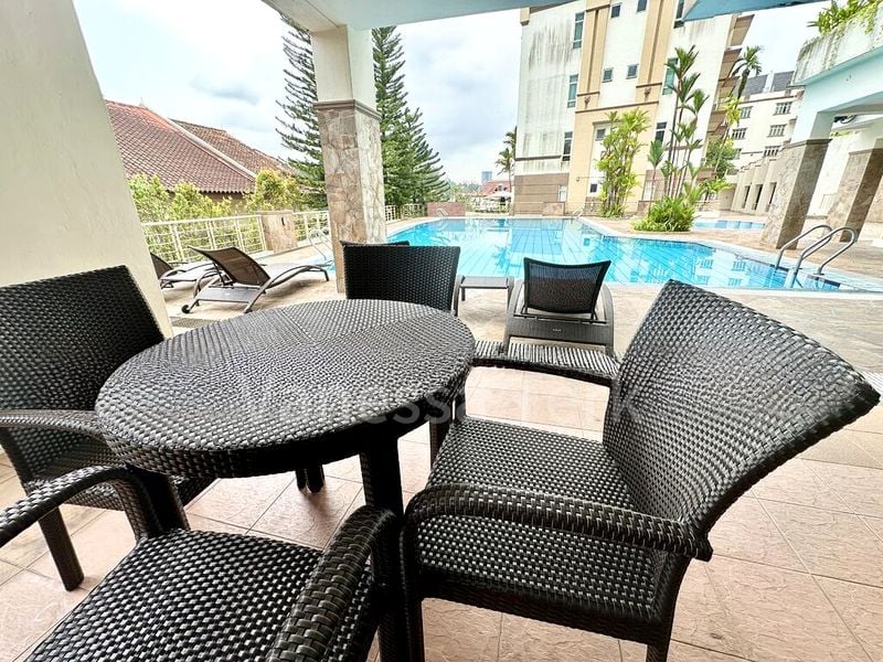 LE HILL CONDOMINIUM 5