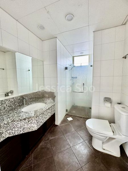 RIVERDALE RESIDENCE 8