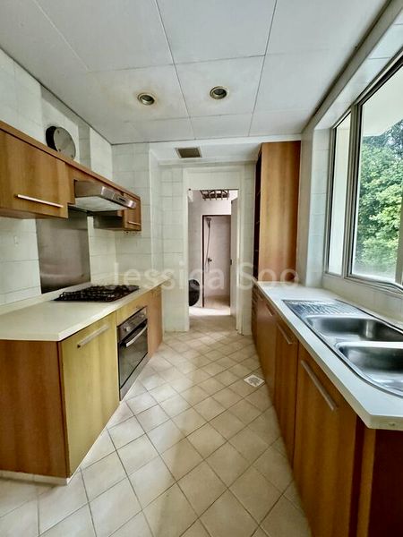 RIVERDALE RESIDENCE 12