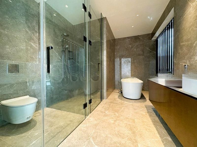 SELETAR HILLS ESTATE 11