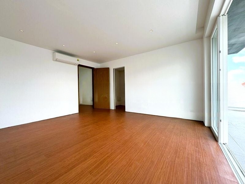 SELETAR HILLS ESTATE 7