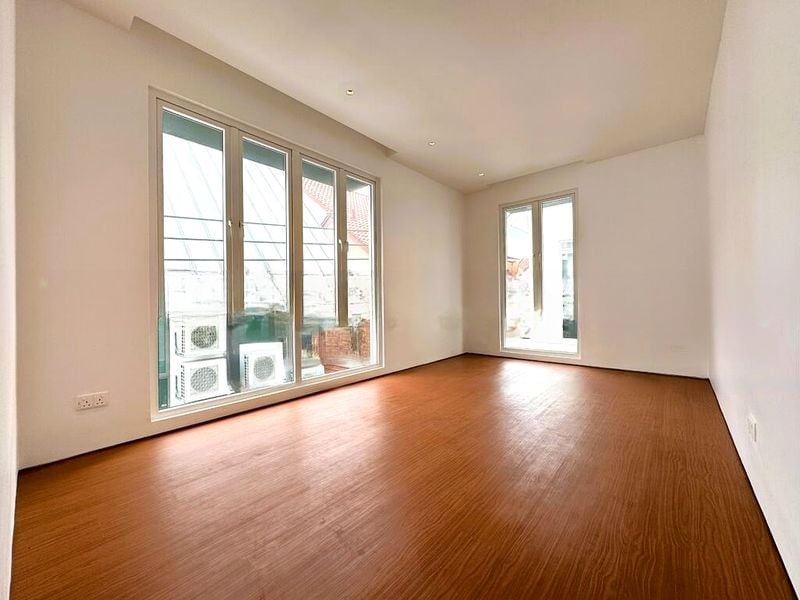 SELETAR HILLS ESTATE 5