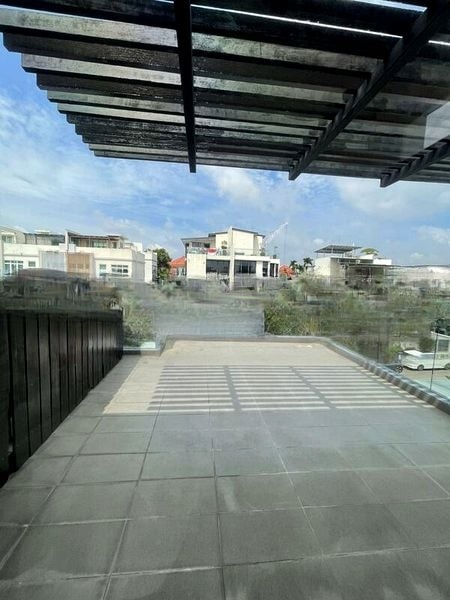 SELETAR HILLS ESTATE 11