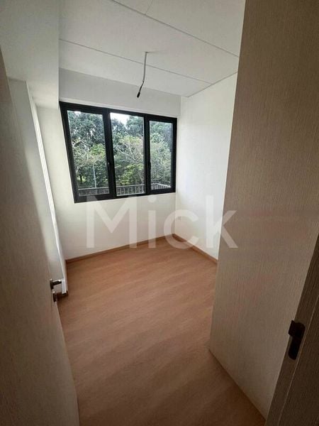 TREASURE AT TAMPINES 4