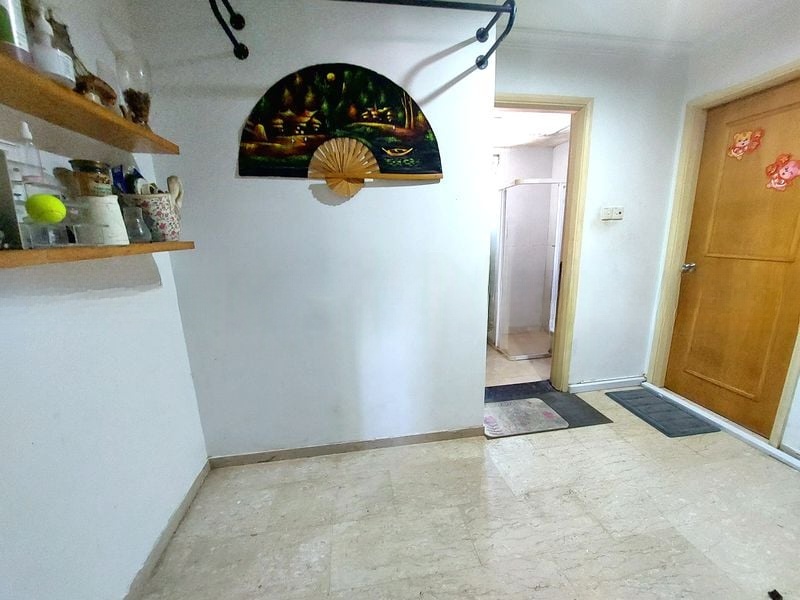 CENTRAL MEADOWS 6