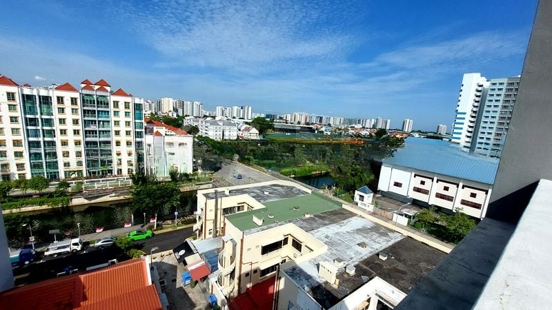 CENTRAL MEADOWS 14