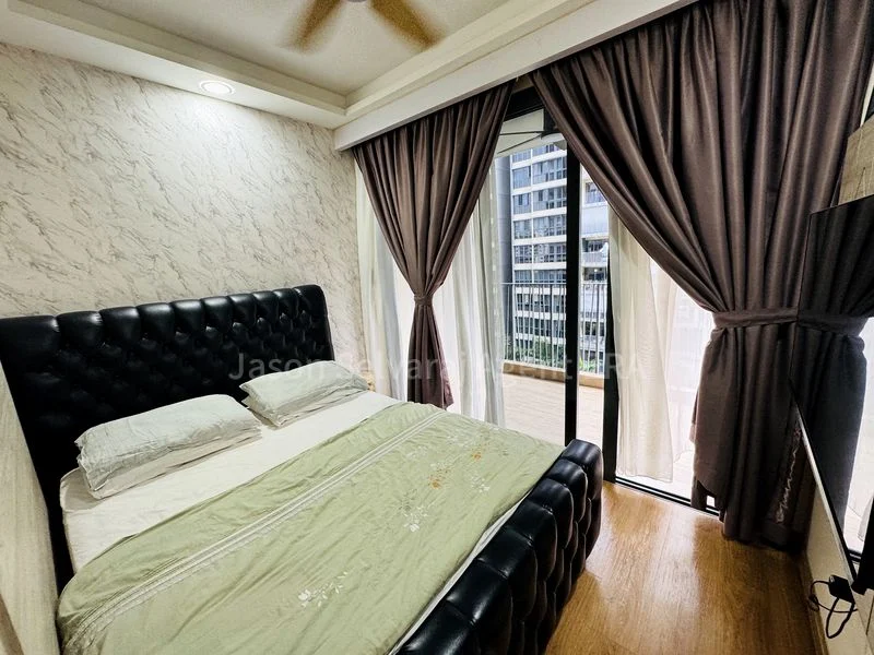 HUNDRED PALMS RESIDENCES 13