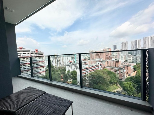 STIRLING RESIDENCES 13