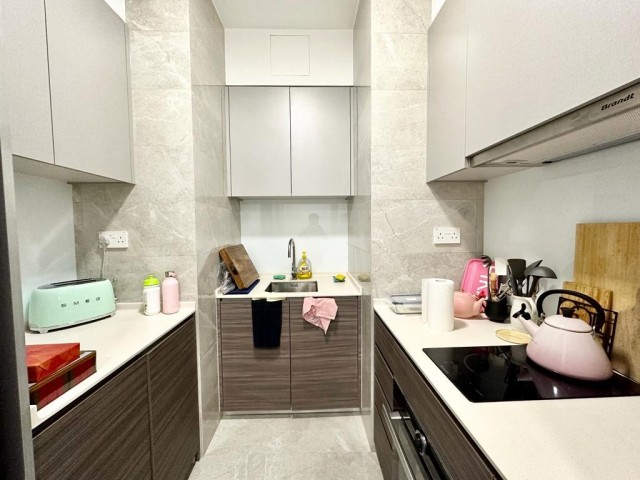 STIRLING RESIDENCES 5