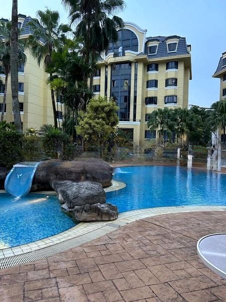 WESTCOVE CONDOMINIUM 4